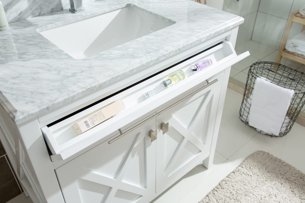 Wimbledon - 36 -  Cabinet with White Stripes Countertop