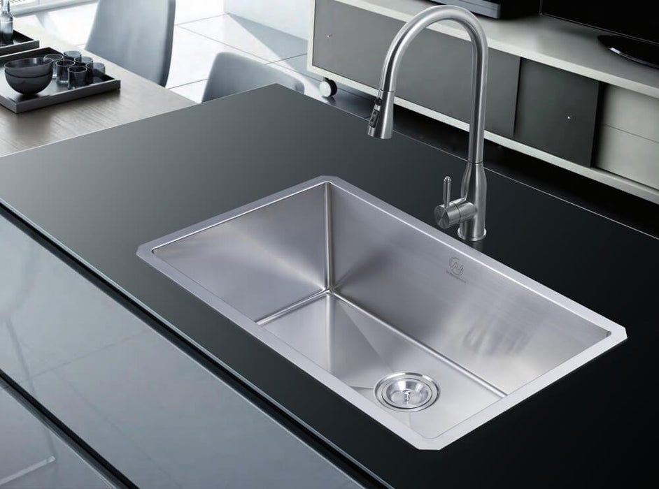 Kitchen Sink - Stufurhome 30" Undermount Stainless Steel 18 Gauge Single Bowl Kitchen Sink